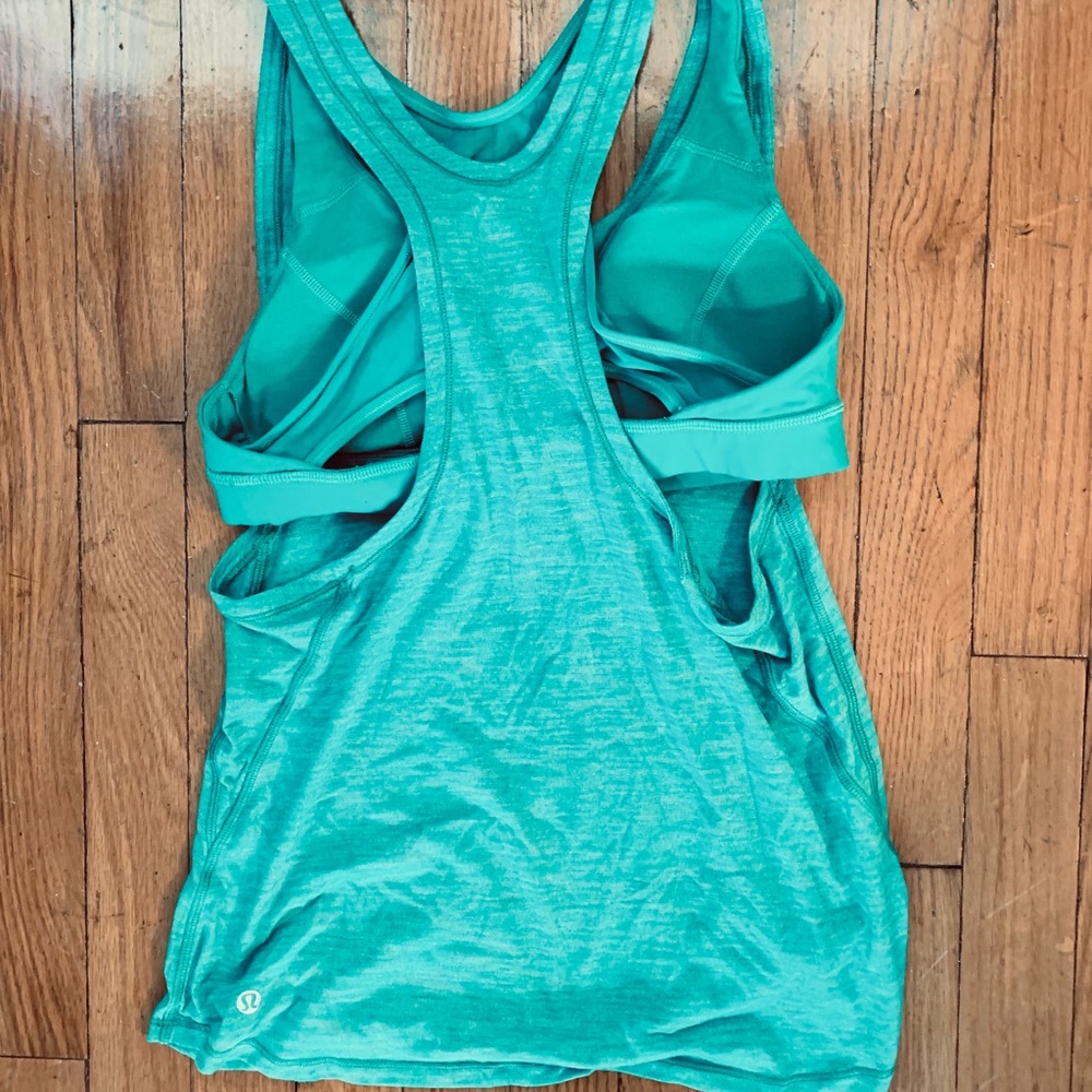 Lululemon tank with built in sports bra - Picture 3 of 4